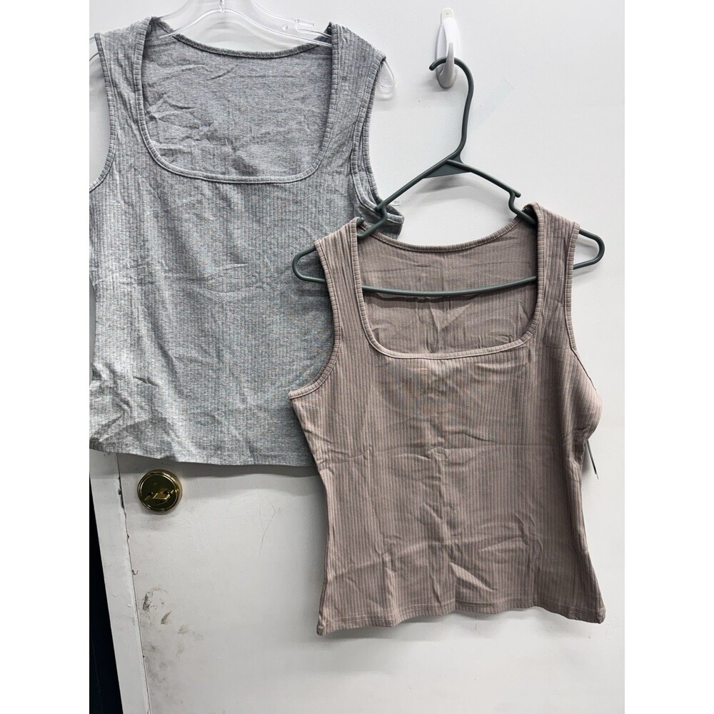 NEW With Tag Lot of Two Tanks Grey And Khaki Ribbed Amilia Square Neck Size XL - Picture 5 of 11